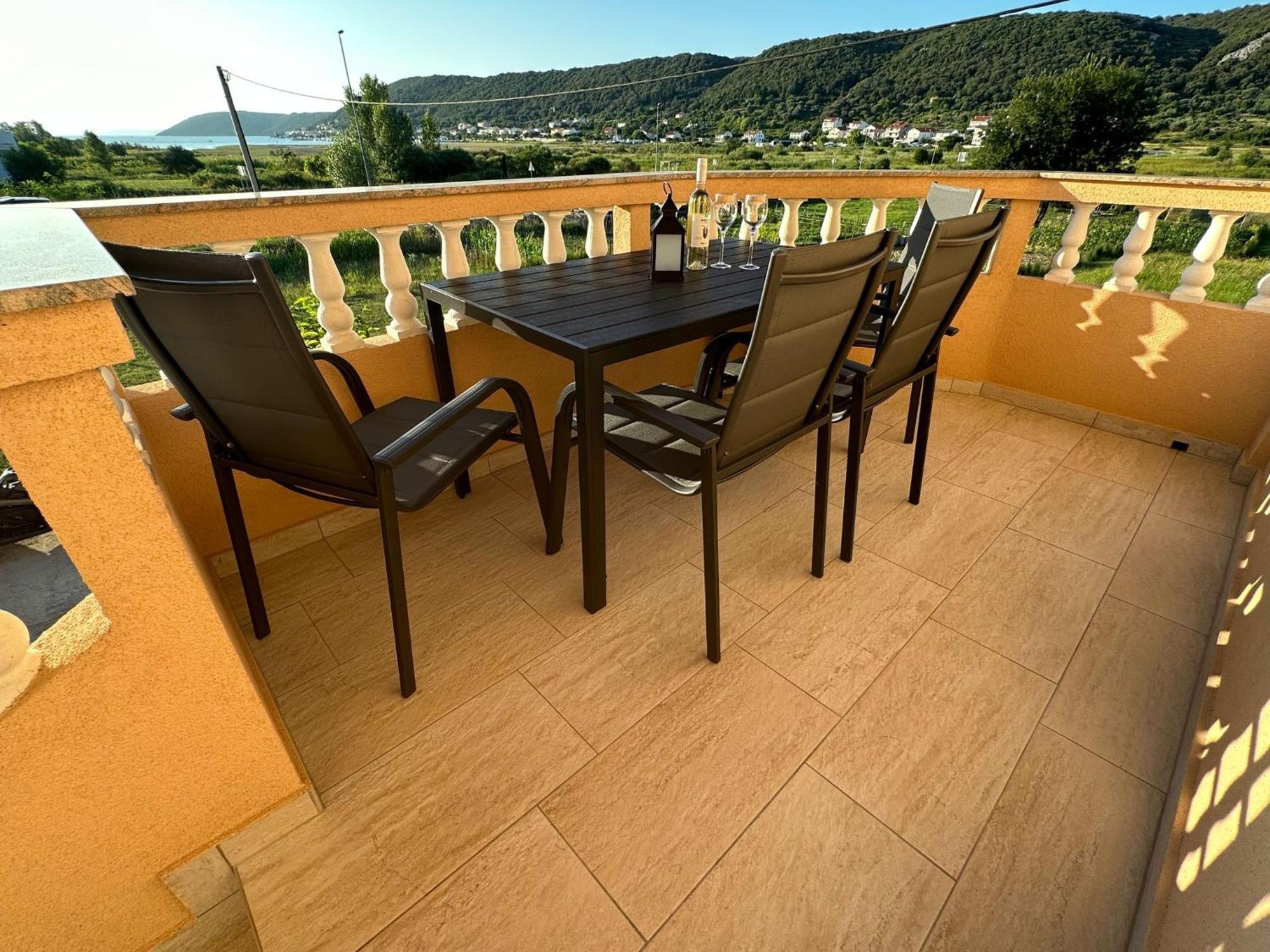 Apartman Stela Apartment Rab Town Exterior photo